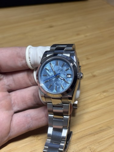 Silver blue dial - silver, 36mm