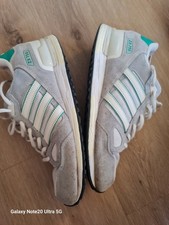 ZX 750 trainers in a grey and