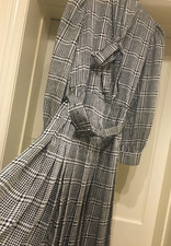 ZARA:FAB BLACK/WHITE HOUNDSTOOTH CHECK SILKY PUSSY BOW L/SLEEVE DRESS MED BNNT