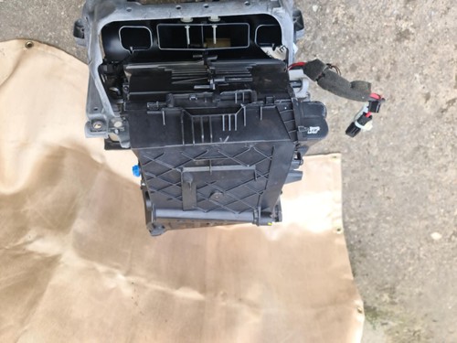 Genuine ford mondeo titanium - ford,