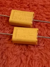 2x Vintage NOS 0.1uf 250v  10%
