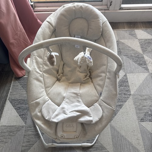 Mamas papas bouncing chair - &,