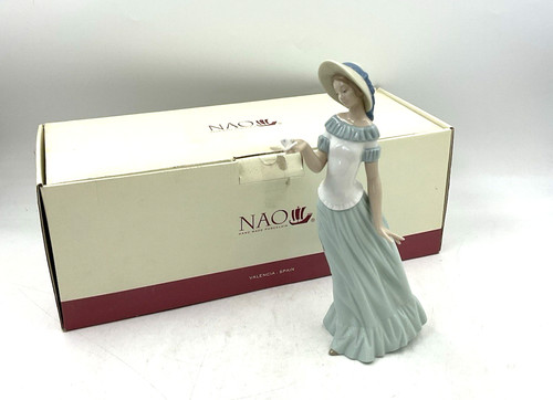 Nao the butterflies dance - the,