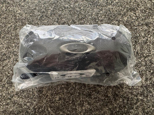 Bnib genuine sealed oakley - sealed,