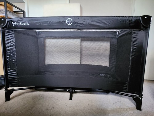 Travel cot with - ,