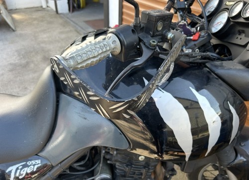 Triumph tiger 955i - 955i, grips