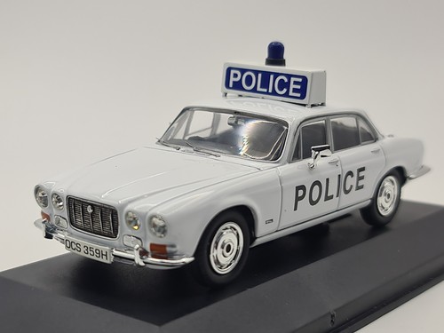 Vanguards va08609 jaguar xj6 - vanguards,