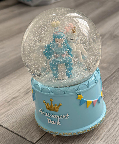 Blue unicorn snow globe - blue,