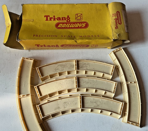 Tri ang railways - railways, curved