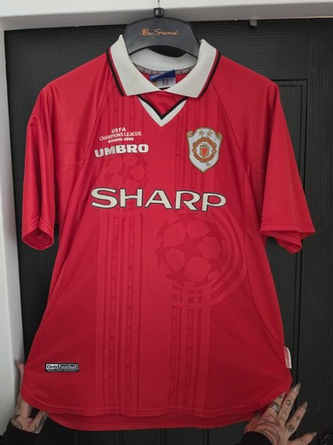 Authentic manchester united - authentic,