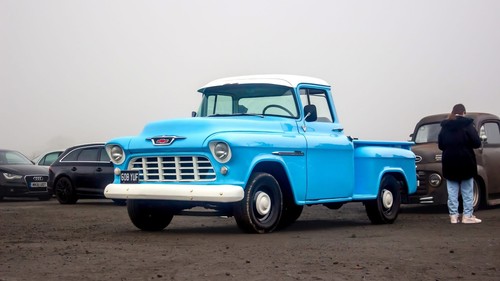 Registered 1955 chevy pick - uk,