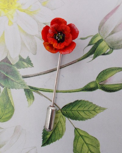Tiny red poppy lapel stickpin - tiny,