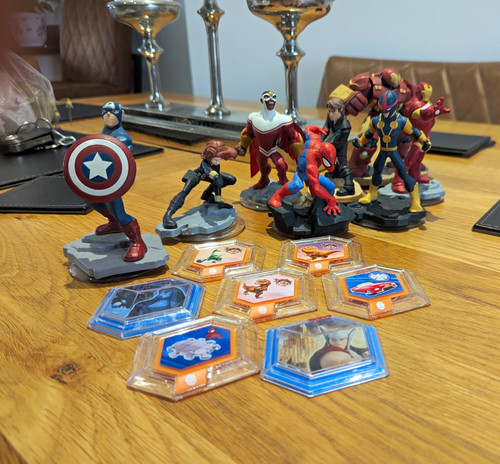 Disney infinity figures - infinity, +