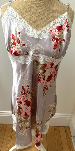 Sarah spencer intimates - sarah,