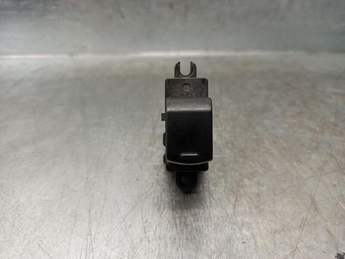 25411ed00b rear window - window, control