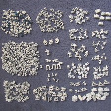 A 1997 Beaky Space Marine Epic Army Infantry Warhammer 40K Horus Heresy Squad GW