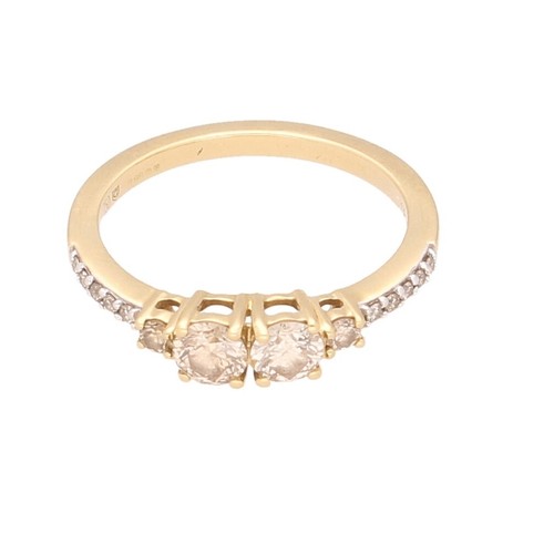 18carat yellow gold 50ct - 18carat, 0.50ct