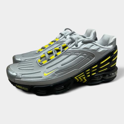 Nike air max plus - nike, iii