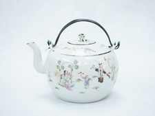 Chinese Famille Rose Tea Pot