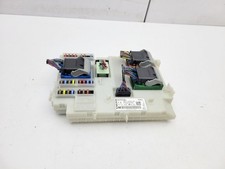 VOLVO XC60 2016 FUSE RELAY BOX