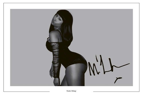 Nicki minaj signed autograph - nicki,