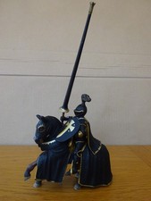 Schleich Knights, Preowned in Good Condition, some Horses & Accessories
