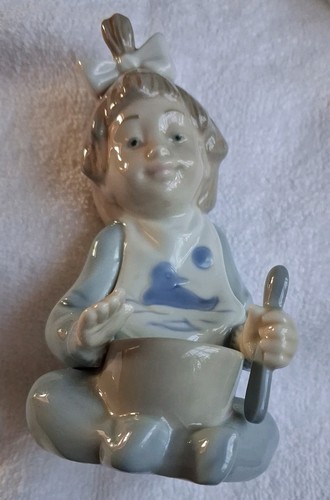 Lladro soup time porcelain - lladro,