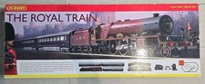 HORNBY OO R1057 THE ROYAL TRAIN TRAIN SET INC. LOCO TENDER 3 COACHES TRACK ETC.