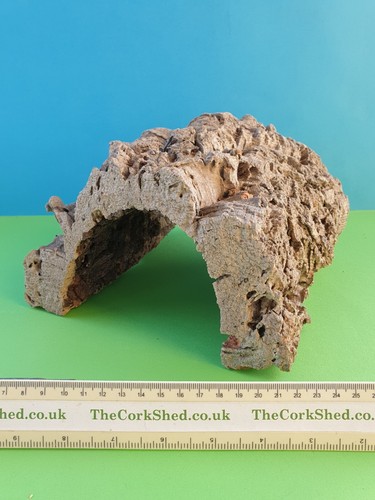 Cork bark reptile hide cave - hide,