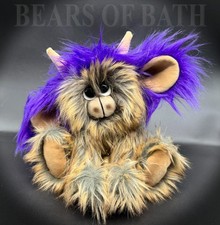 Cariad a 8 inch Highland Cow