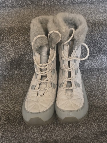 White grey quilted faux fur - &,