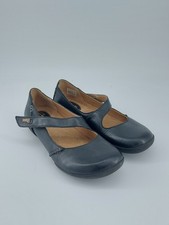 Gorgeous Clarks Artisan Black