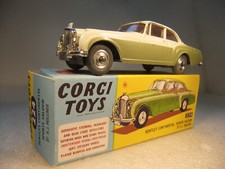 Vintage Corgi 224 Bentley