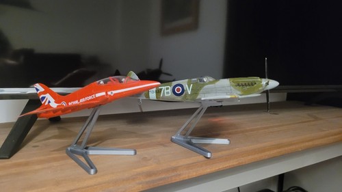 Model aircraft display - 5,