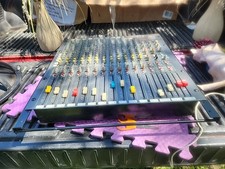 MIXER ALLEN HEATH GL2