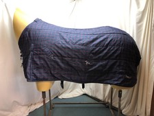 Used 6'3 RhineGold 200g Stable Horse Rug #B126