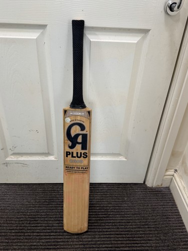 Plus 8000 adults cricket - 8000, sh