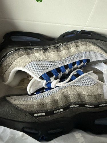 Undefeated nike air - x,