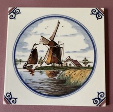 Delft Vintage Tile Hand