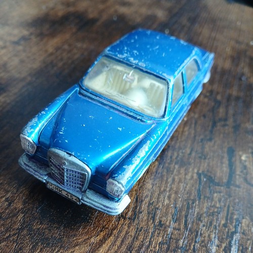 Dinky toys 160 - dinky, benz