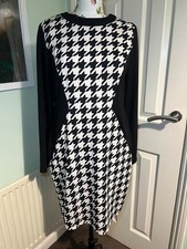 Sandra Darren Black and White