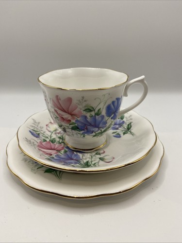Royal albert tea cup - albert,