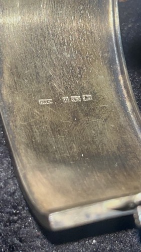 Hallmarked sterling silver - hallmarked,
