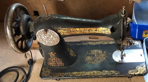 Antique vintage singer - vintage,