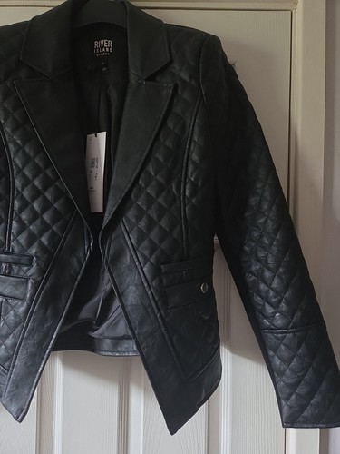 Bnwt river island close - no,