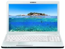 Toshiba Satellite C660D-1HK AMD E-300 DVD 6GB RAM 240GB SSD WIN 10