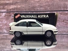 Gama 1/43 ~ Vauxhall Astra GTE