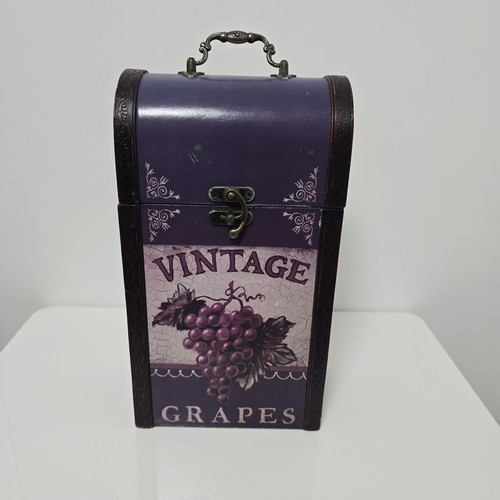 Vintage grapes wooden - wooden, wine
