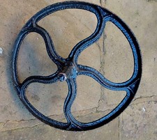 ANTIQUE CAST IRON WHEELBARROW