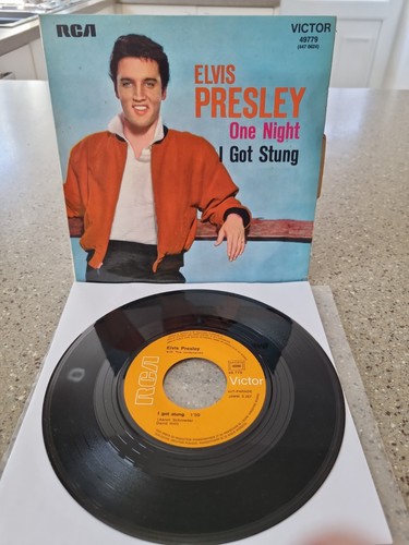 Elvis presley french vinyl - french, 45